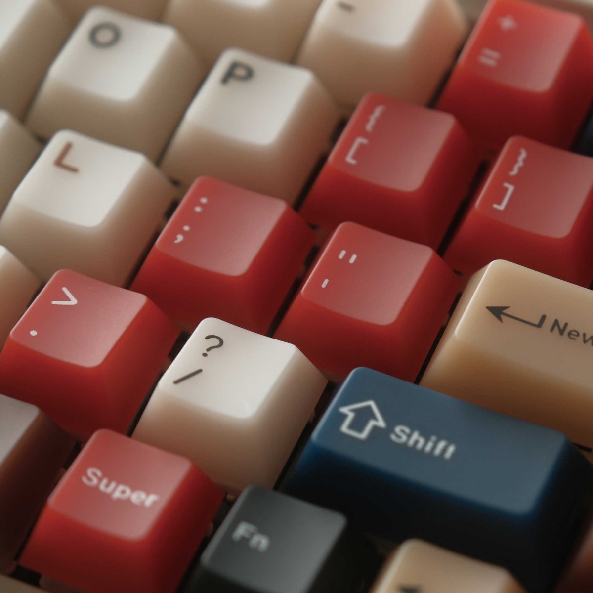 Retro Mix Keycaps 135 Keys PBT - đánh giá và giá Retro Gaming Keycaps